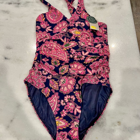 🆕 Boden Levanzo Ruched Halter One Piece Swimsuit
Size 4R Navy, Paisley Terrace🆕 - Picture 7 of 10